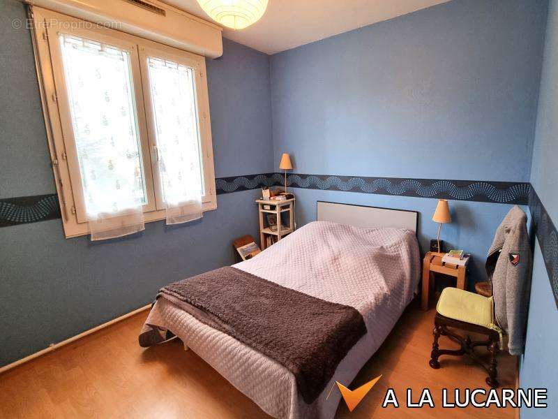 Appartement à MEYZIEU