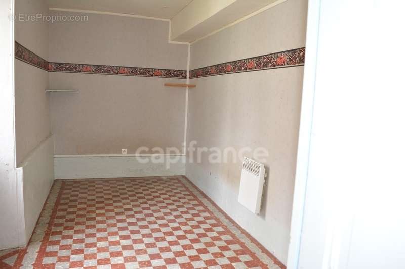 Appartement à AUNAY-EN-BAZOIS