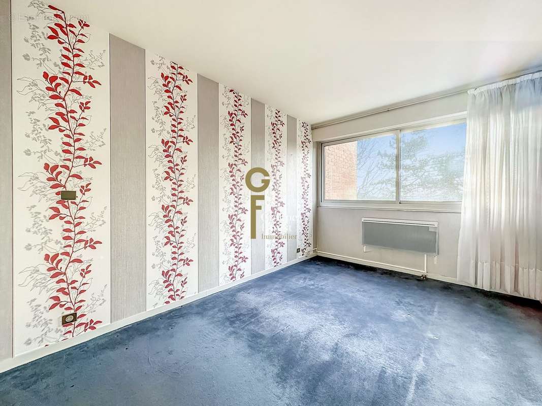 CHAMBRE DE 12 M2 - Appartement à CROIX