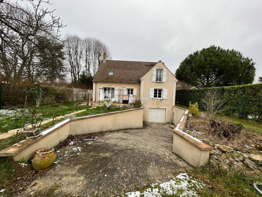 Maison à MONTIGNY-SUR-LOING