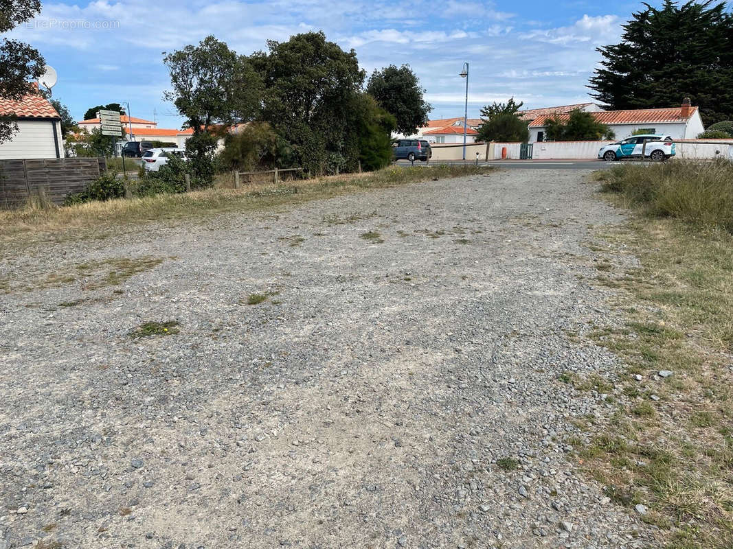 Terrain à BREM-SUR-MER