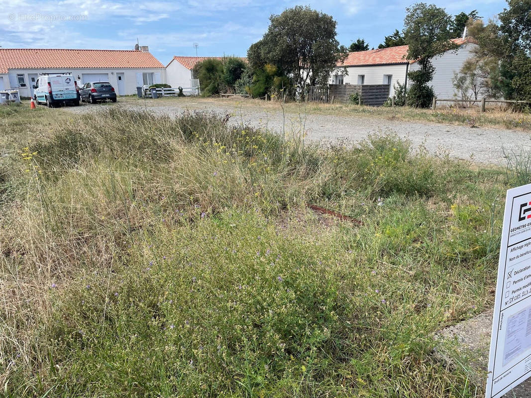 Terrain à BREM-SUR-MER