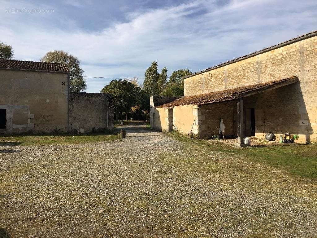 Maison à ROCHEFORT