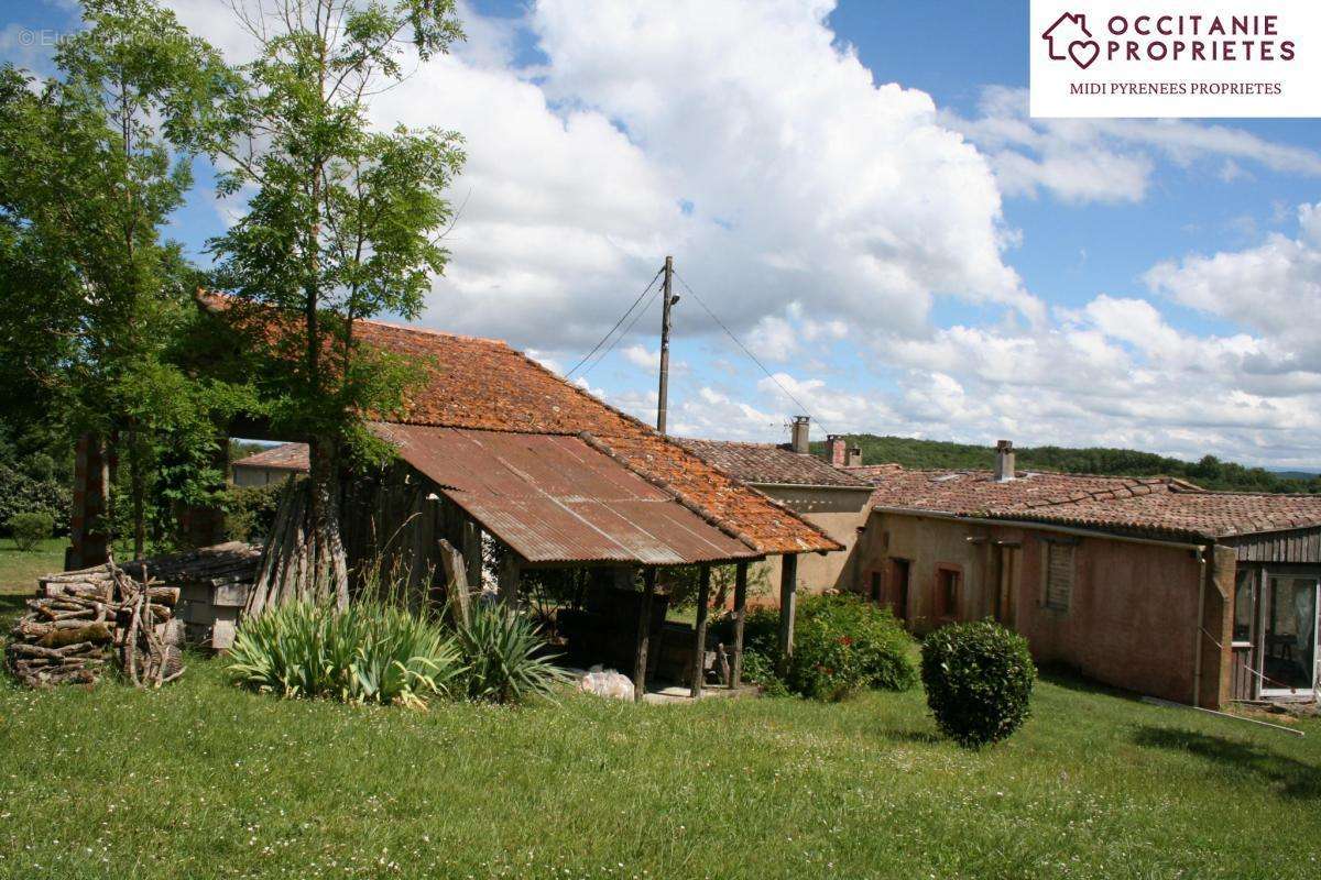 Maison à BELVEZE-DU-RAZES