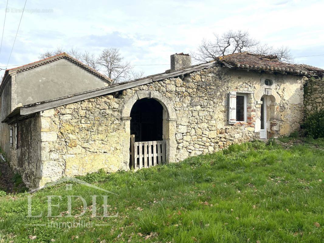 Maison à FOURCES