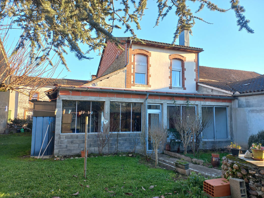 Maison à TRIE-SUR-BAISE