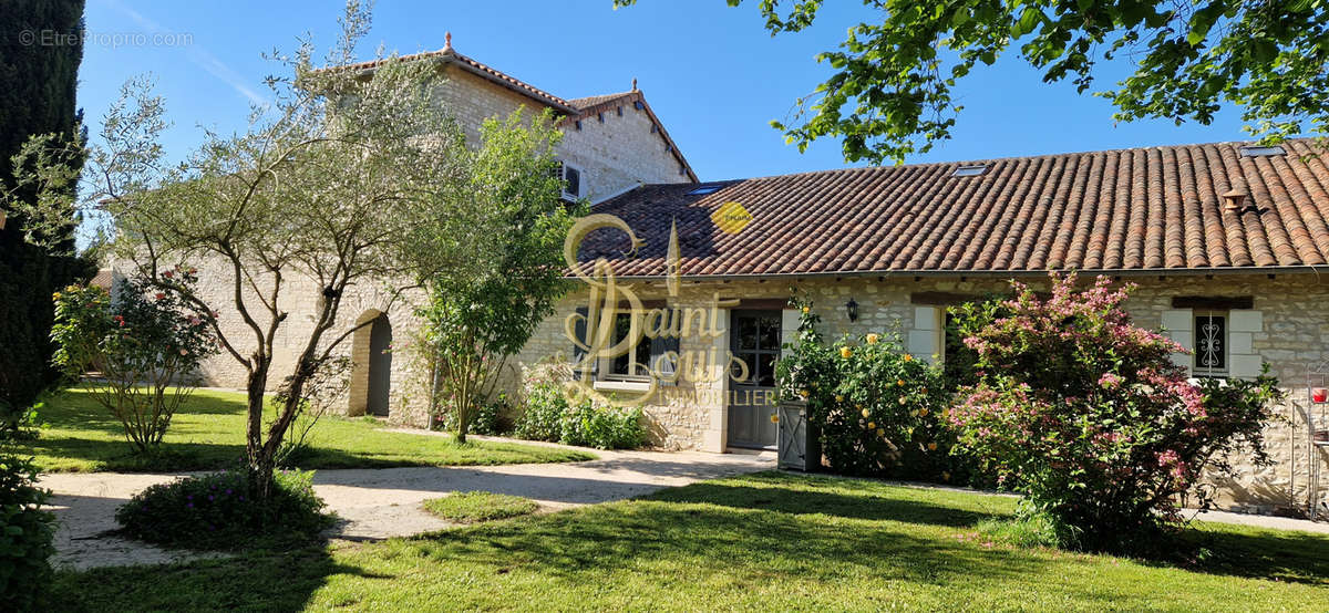 Maison à CHINON