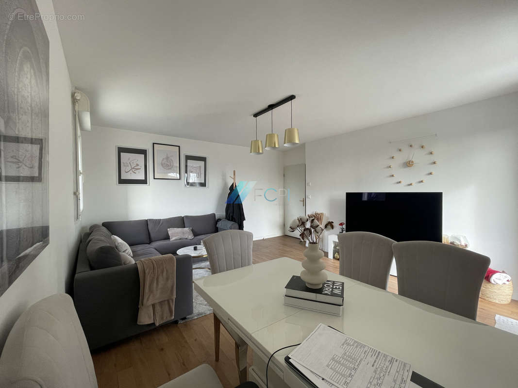 Appartement à ROISSY-EN-FRANCE