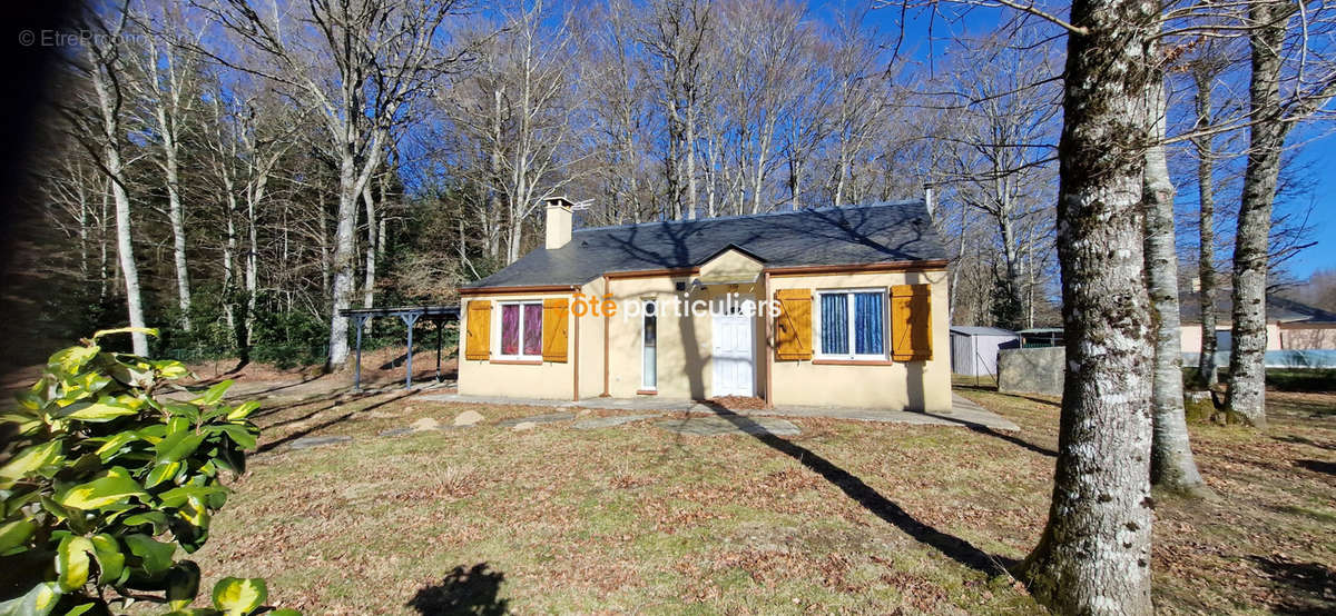 Maison à CANET-DE-SALARS