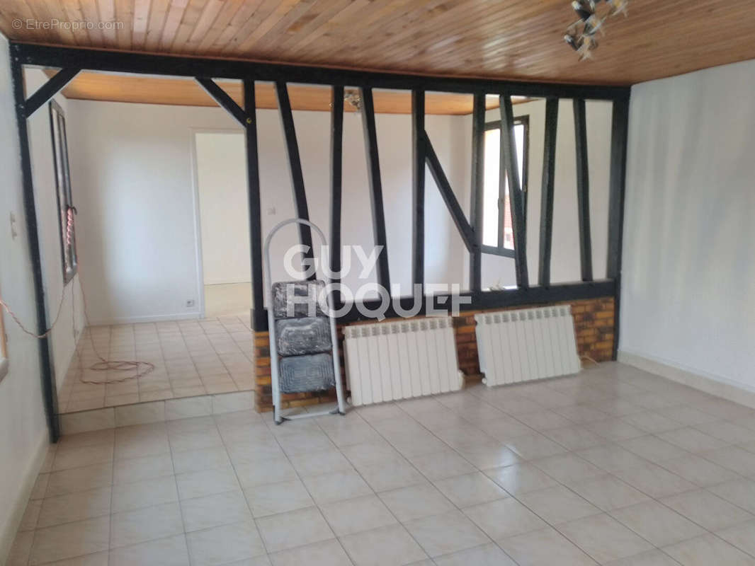 Appartement à CAUDEBEC-LES-ELBEUF