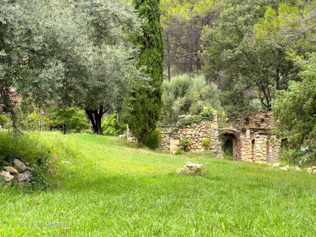 Maison à FAYENCE