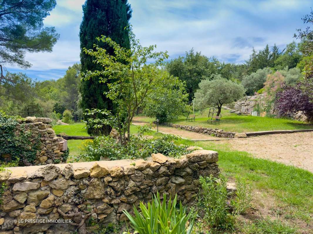 Maison à FAYENCE