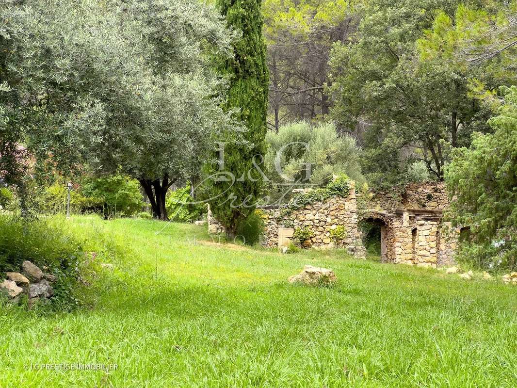 Maison à FAYENCE