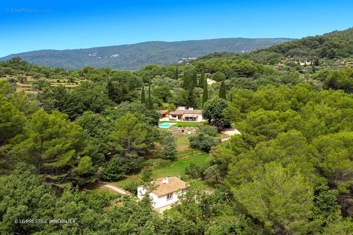 Maison à FAYENCE