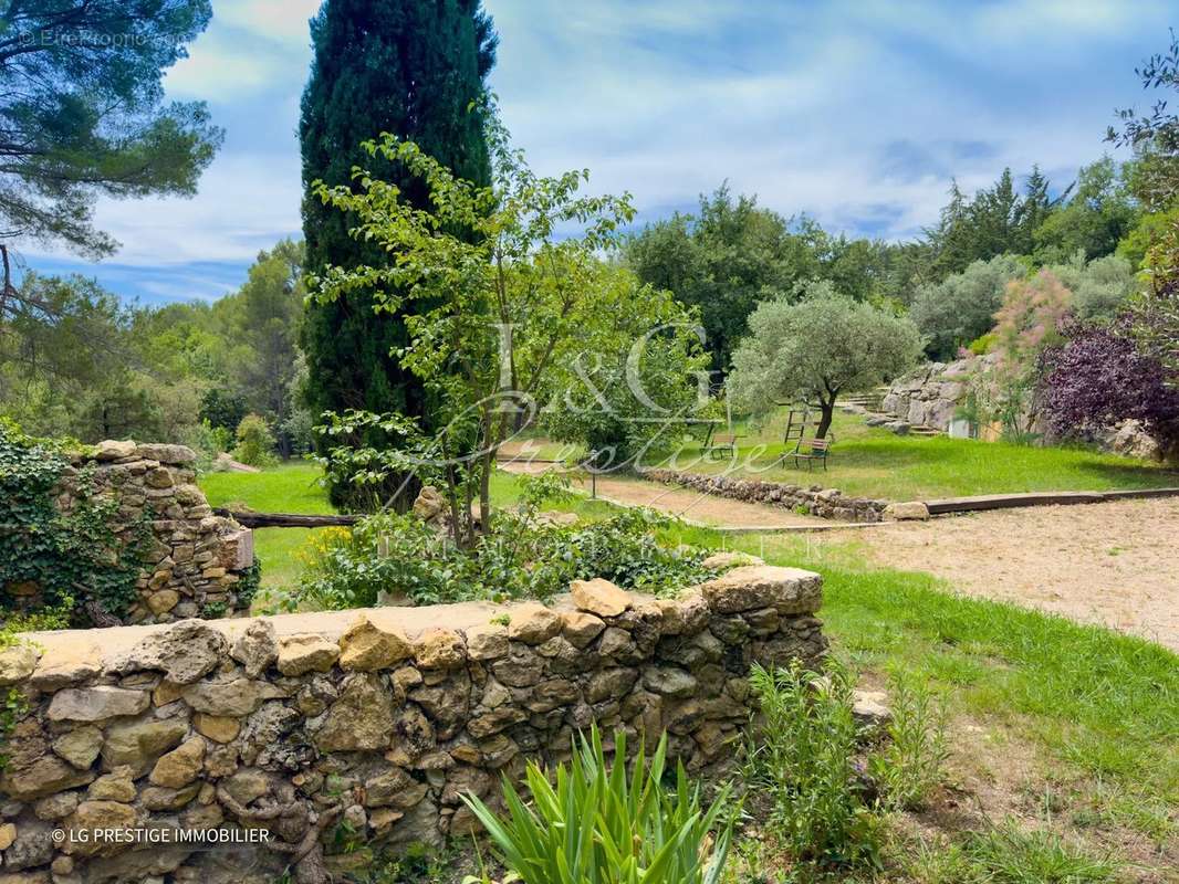 Maison à FAYENCE