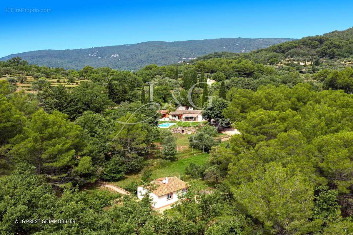 Maison à FAYENCE