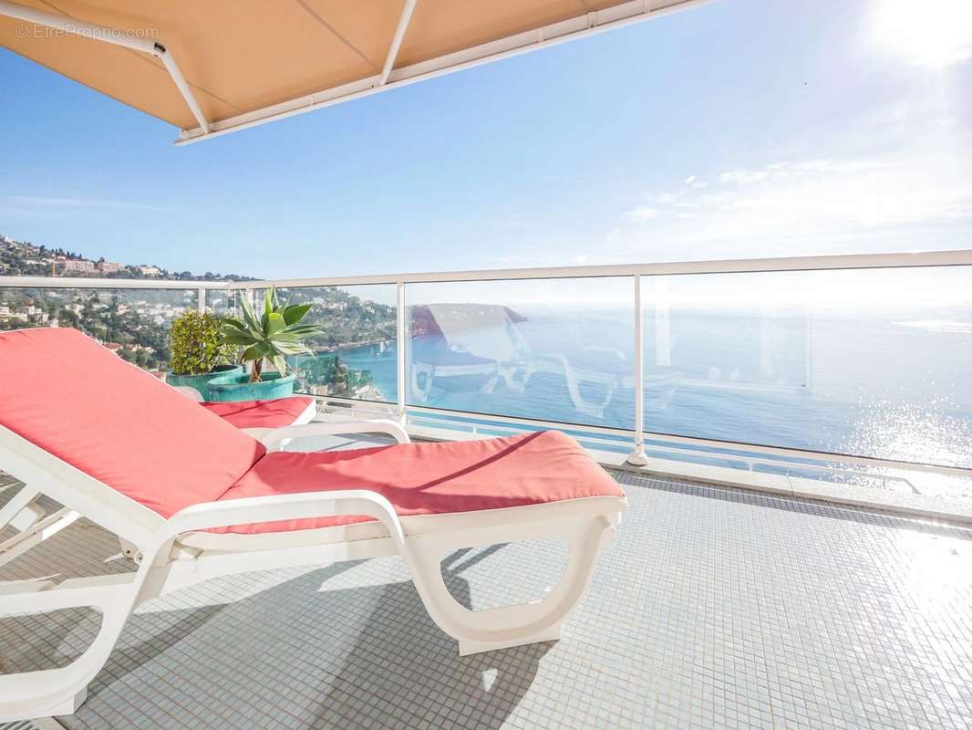 Appartement à ROQUEBRUNE-CAP-MARTIN