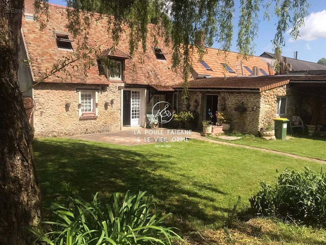 Maison à SAINT-LEGER-EN-YVELINES