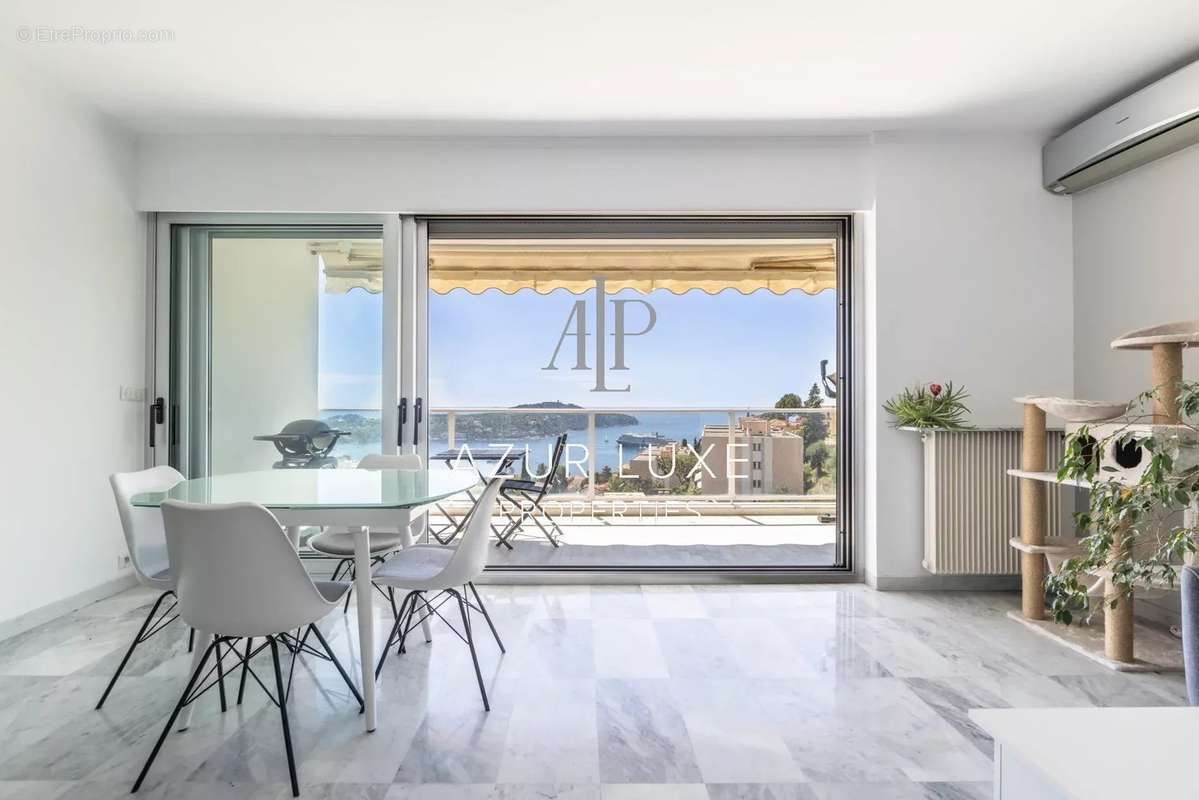 Appartement à VILLEFRANCHE-SUR-MER