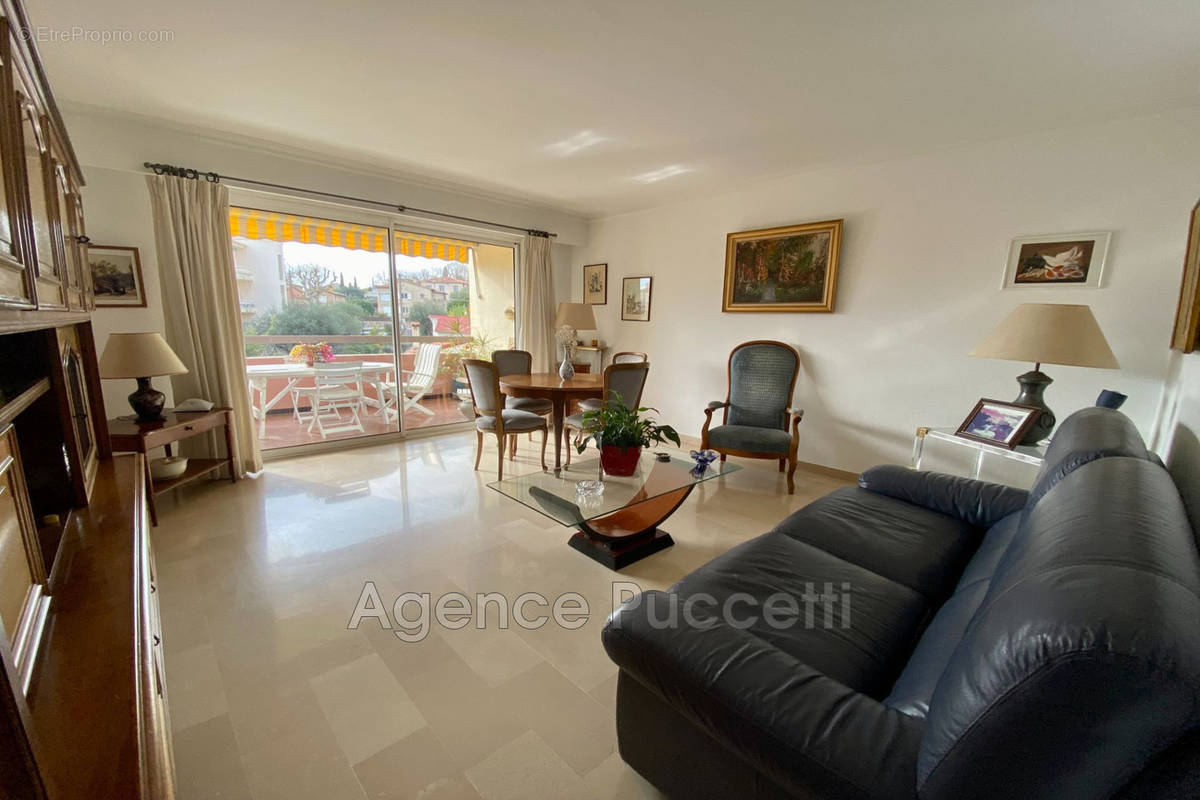 Appartement à VENCE