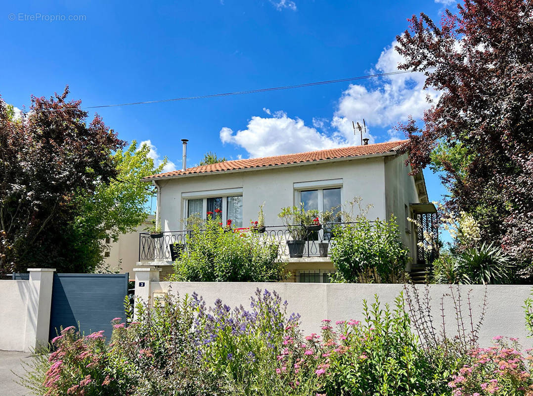 Maison à ROCHEFORT