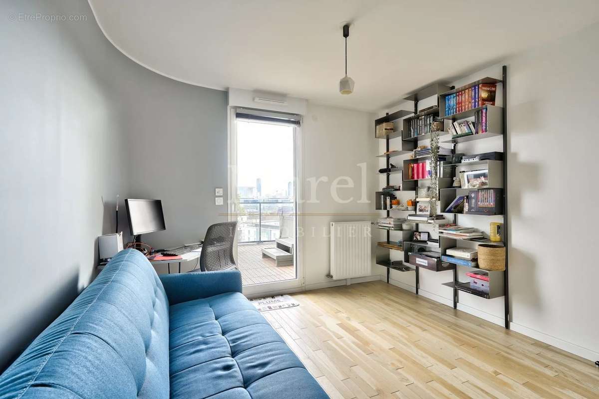 Appartement à COLOMBES