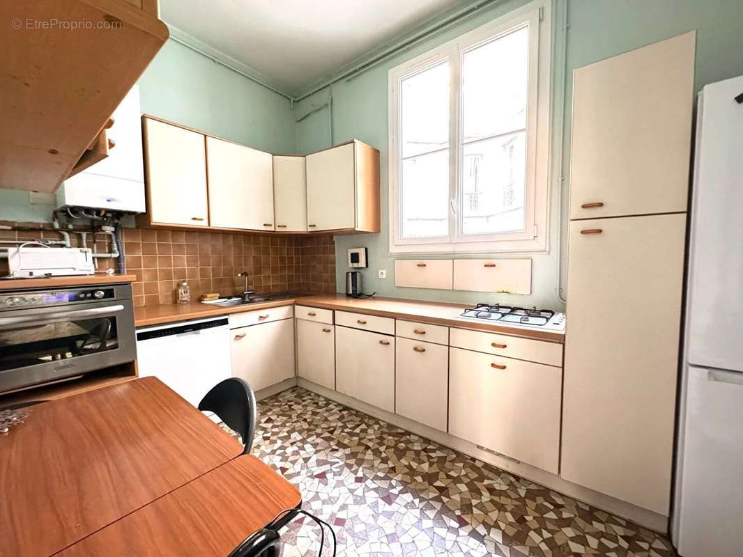 Appartement à PARIS-8E