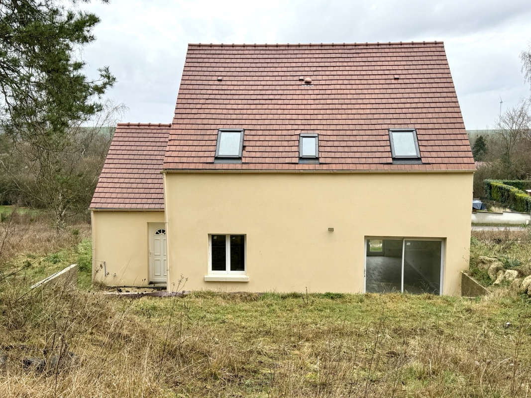 Maison à CROUY-SUR-OURCQ