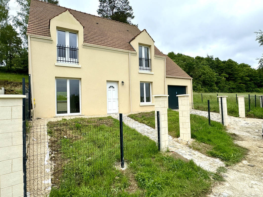 Maison à CROUY-SUR-OURCQ