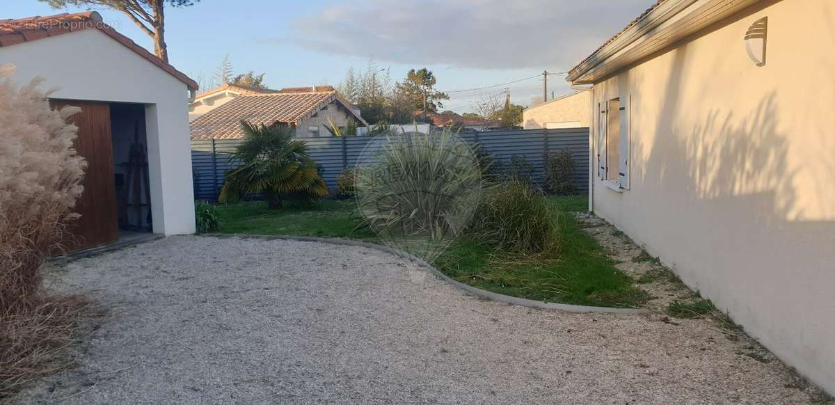 Maison à SAINT-PALAIS-SUR-MER