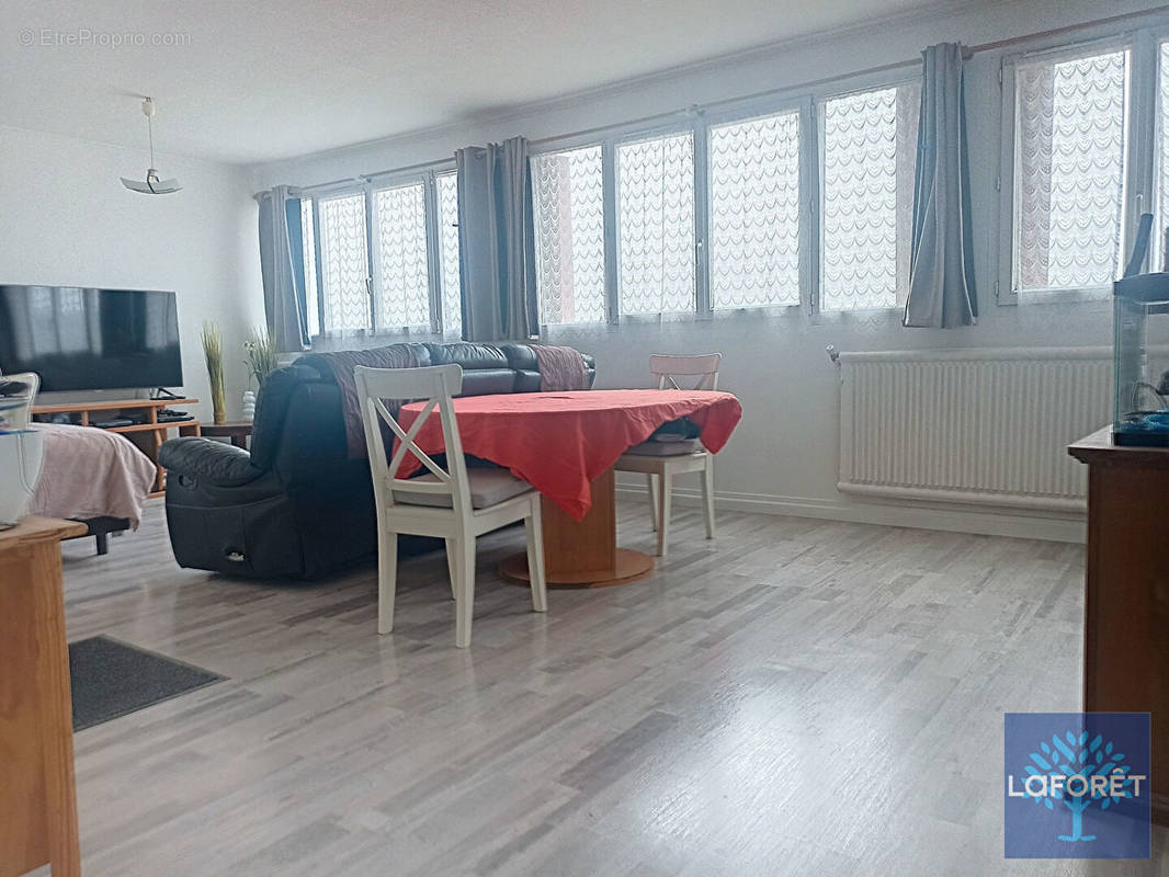 Appartement à NEUILLY-SUR-MARNE