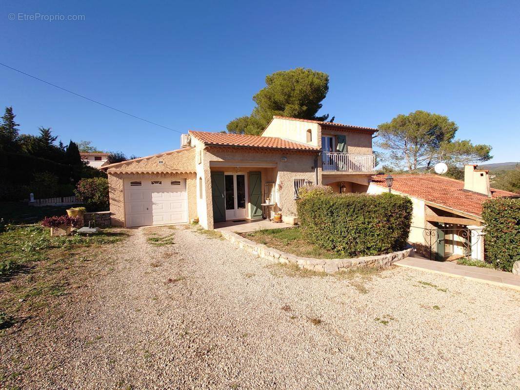 Maison à TRANS-EN-PROVENCE