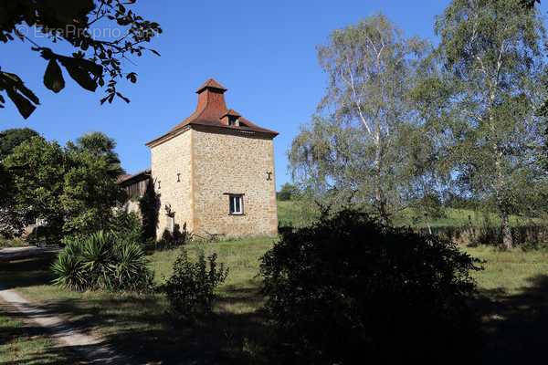 à vendre Gers côté Marciac maison avec pigeonnier - Maison à MARCIAC