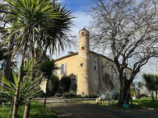 TOUR - Maison à GIMONT