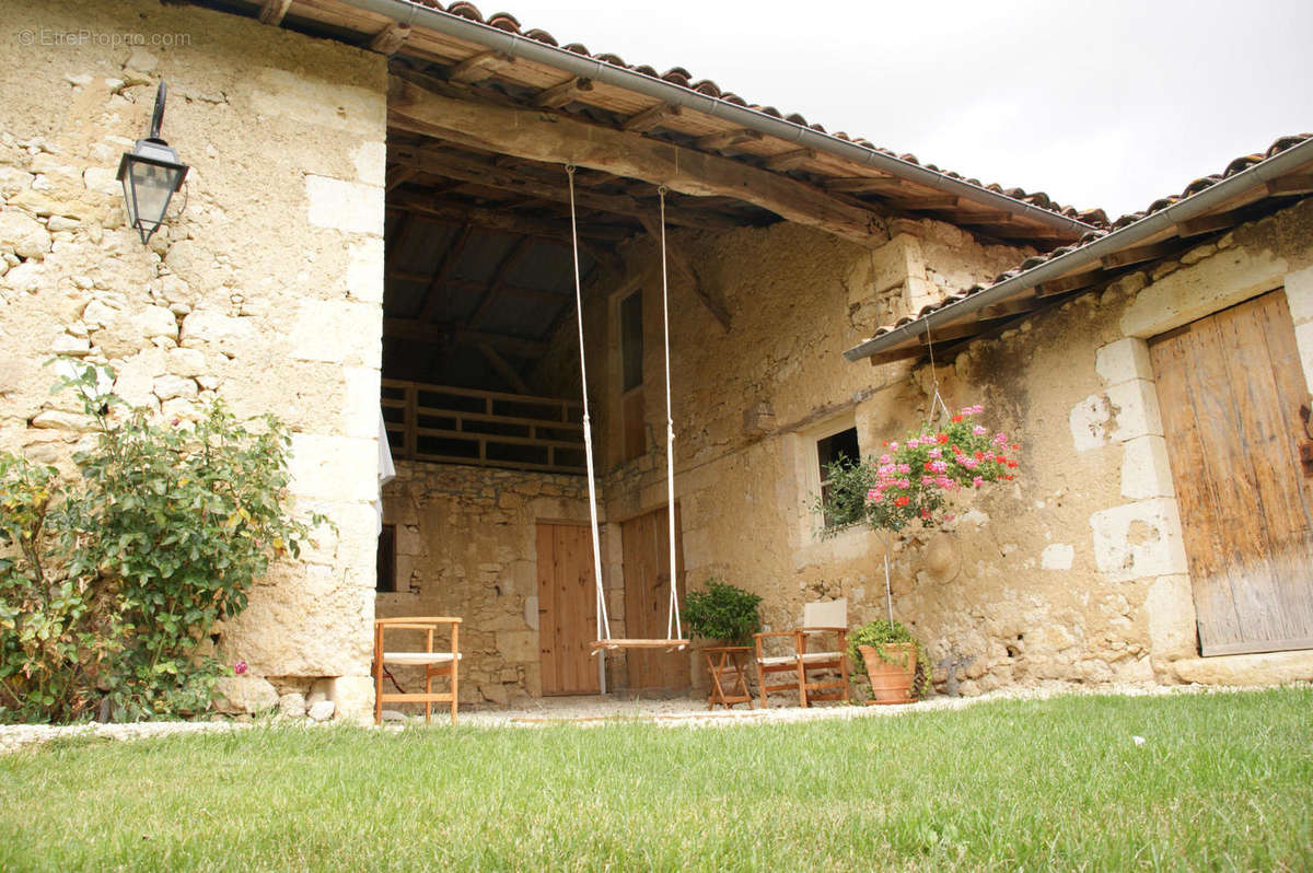 chai - Maison à CASTERA-VERDUZAN