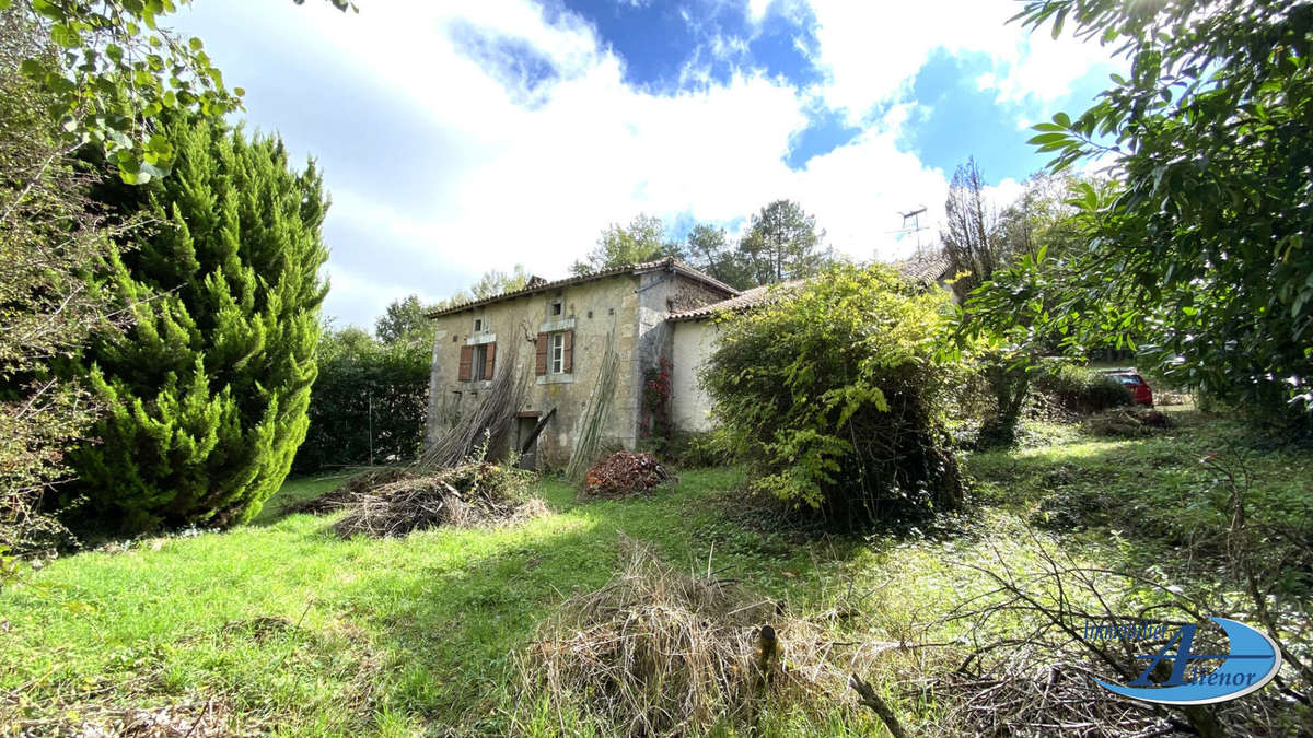 Maison à SAINT-JEAN-DE-COLE