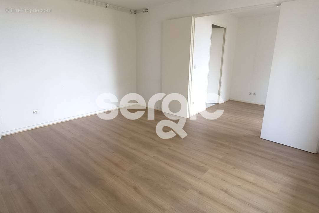 Appartement à SAINT-GERMAIN-LES-CORBEIL