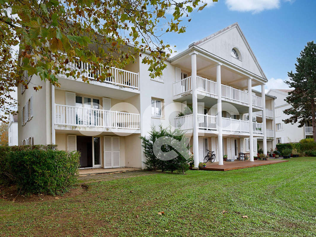 Appartement à SAINT-GERMAIN-LES-CORBEIL