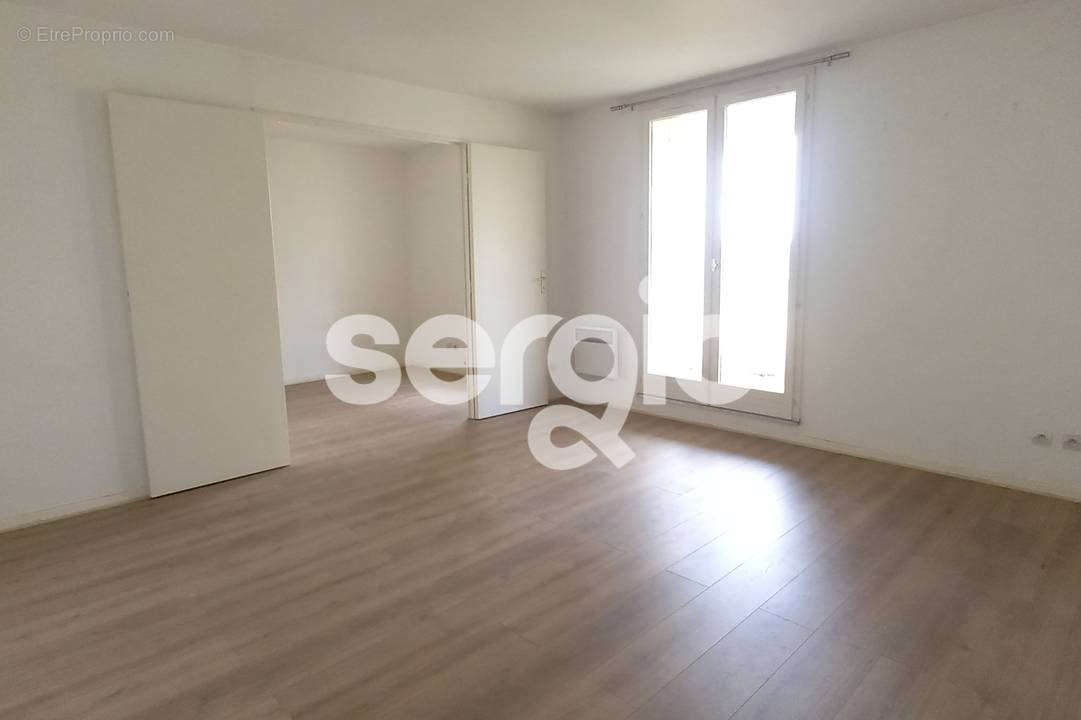 Appartement à SAINT-GERMAIN-LES-CORBEIL