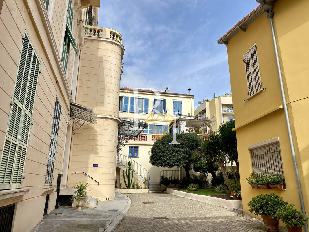 Appartement à MENTON