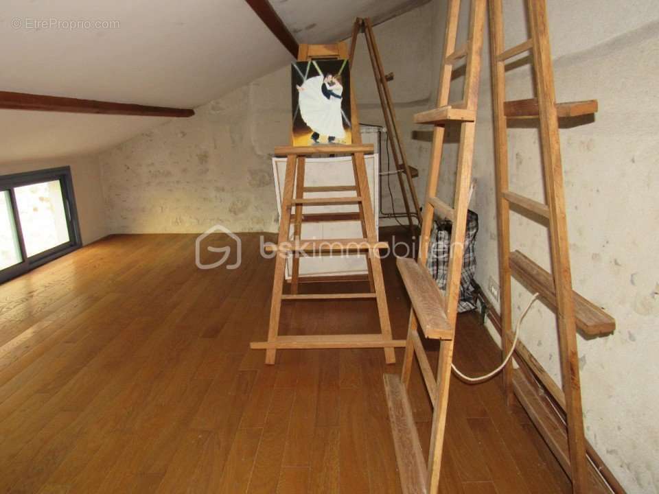 Appartement à FERRIERES-EN-GATINAIS