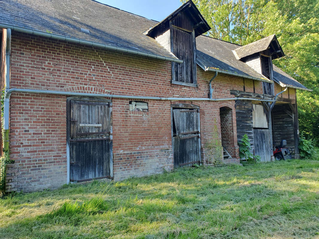 Maison à CORMEILLES