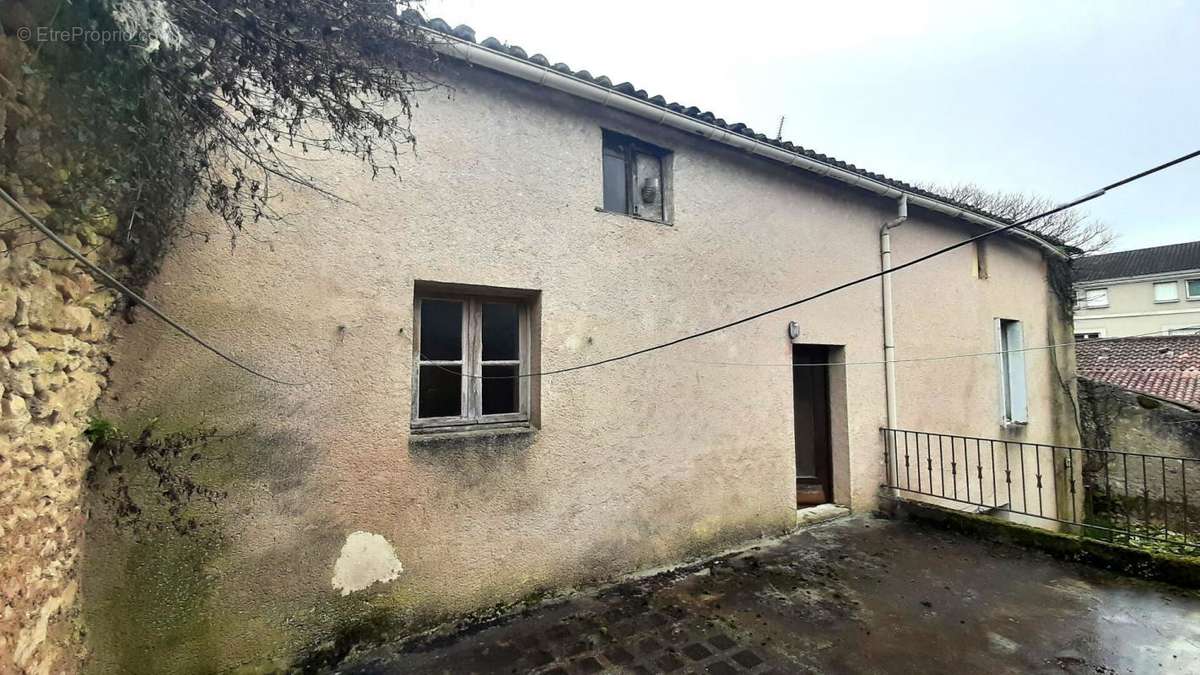 Maison à POITIERS