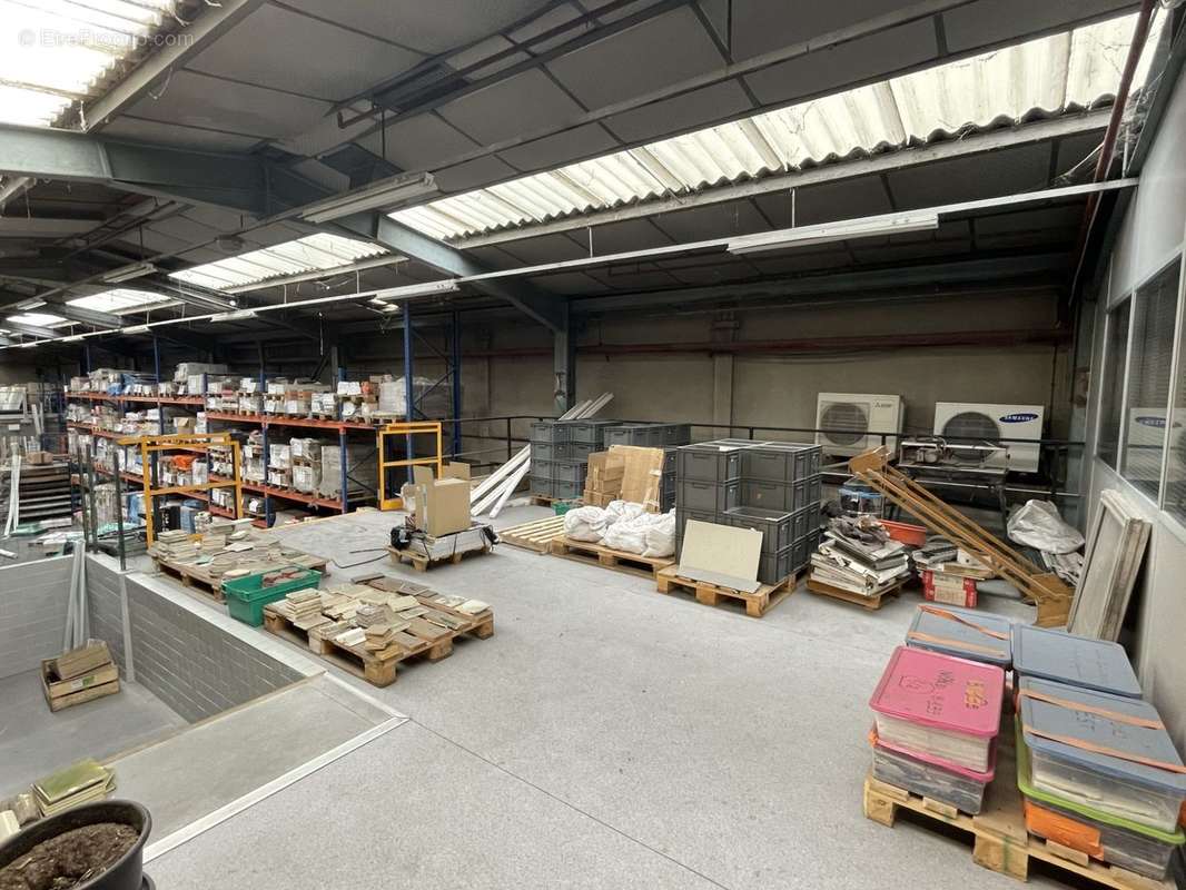 Plateforme mezzanine - Commerce à MARSEILLE-16E