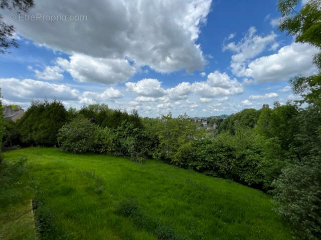 Terrain à VIRE