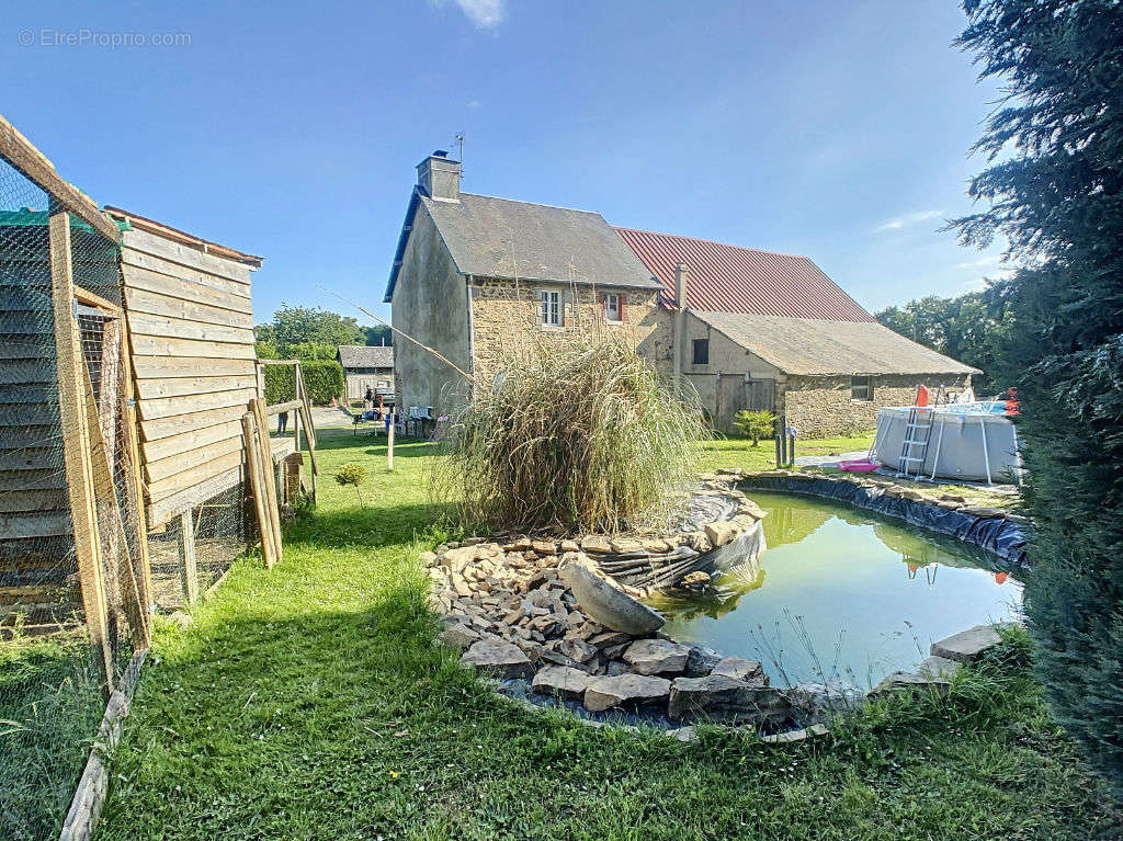 Maison à LE GRAND-CELLAND