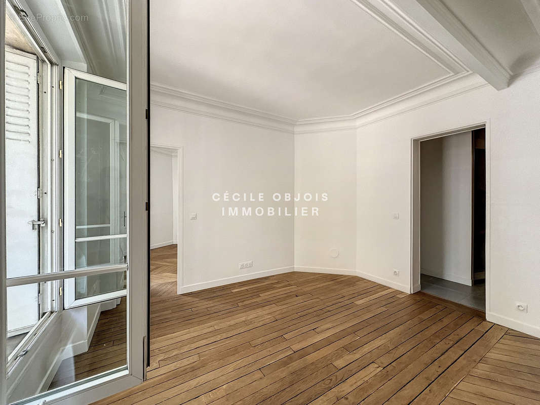 Appartement à PARIS-19E