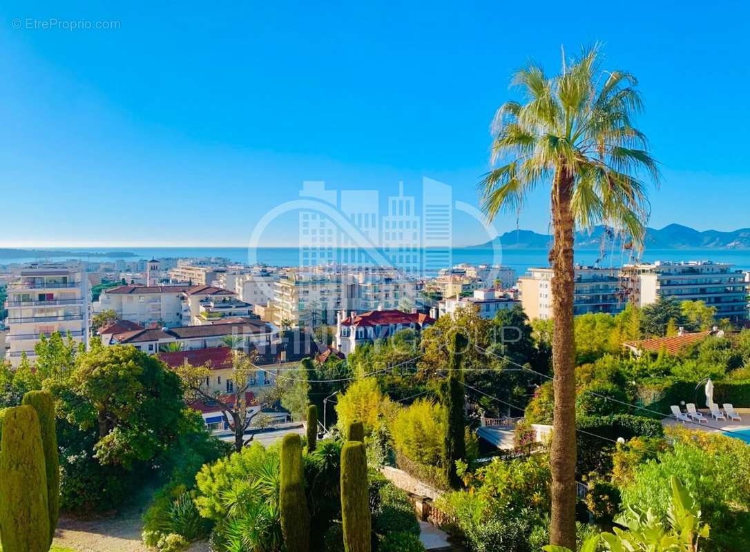 Appartement à CANNES