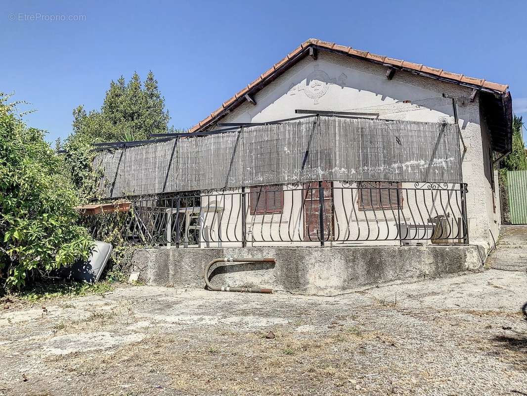 Maison à LE CANNET