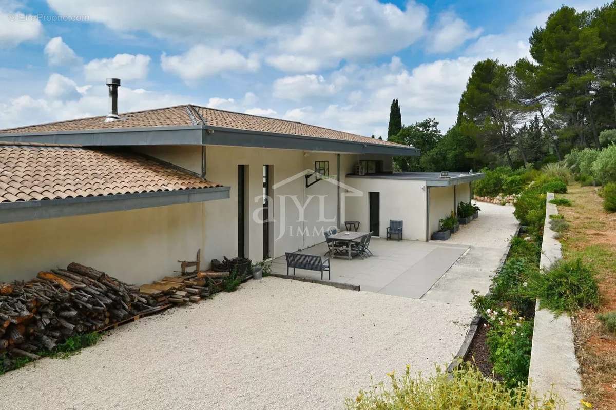 Maison à AIX-EN-PROVENCE